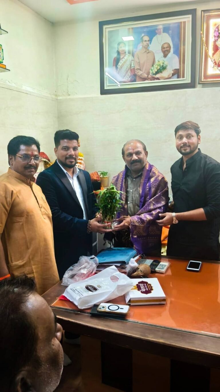 Mumbai Municipal Corporation’s Newly Appointed Corporator Kailashnath Pathak Felicitated
