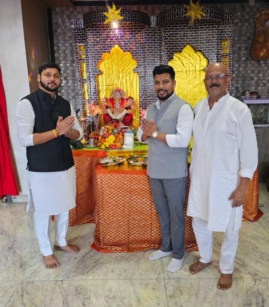 ‘Ganapati Bappa Moraya, Mangalmurti Moraya! ‘ 🌸✨